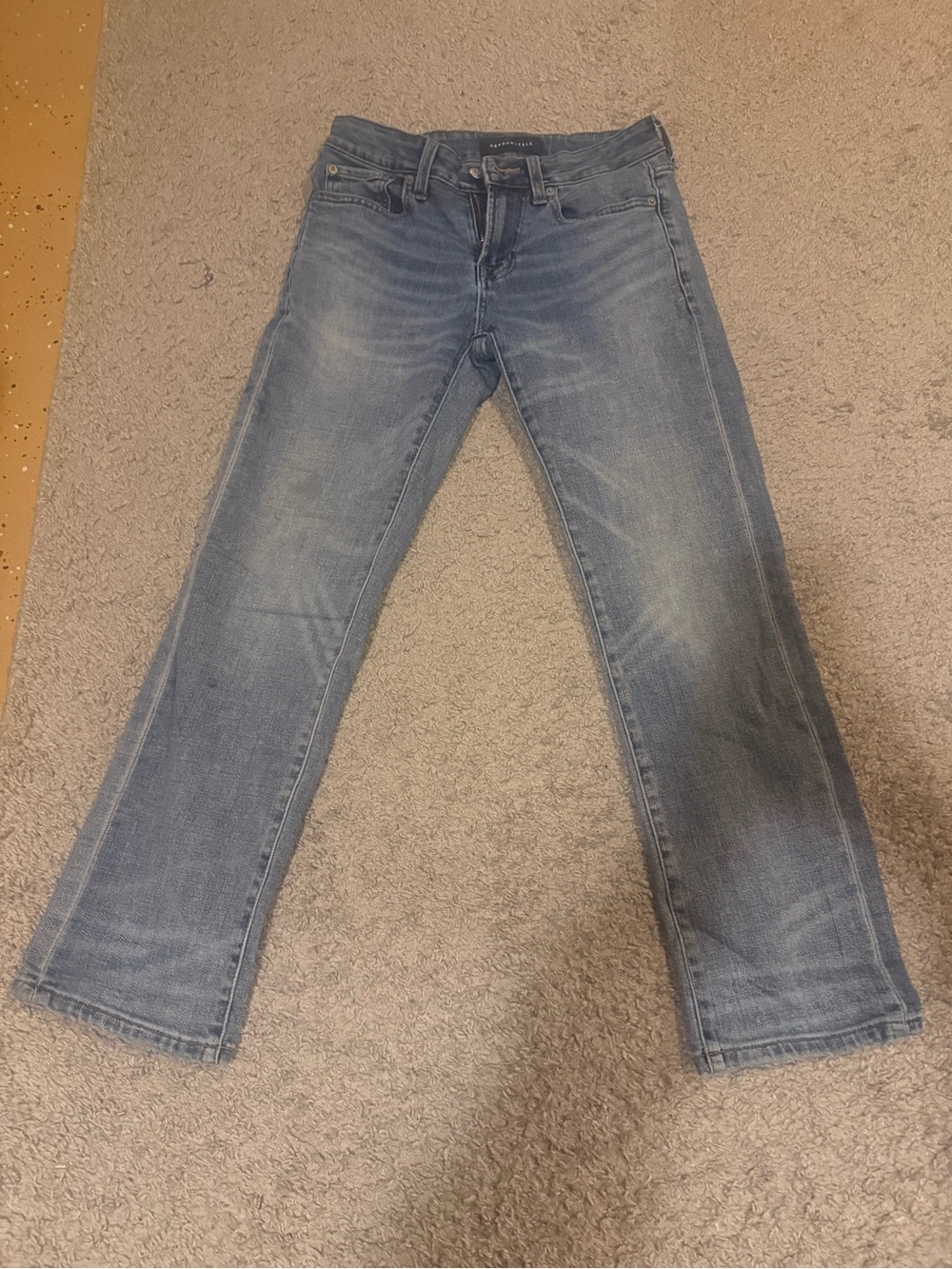 Aeropostale Light Wash Blue Jeans - Classic Straight Fit